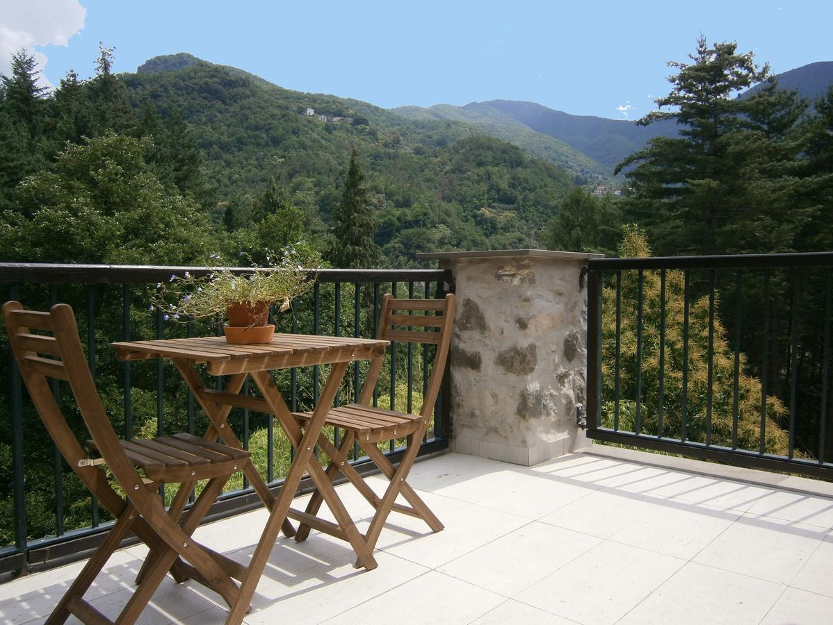 Il Bosco Di Campo Marzano Rooms & Apartments Borzonasca ภายนอก รูปภาพ